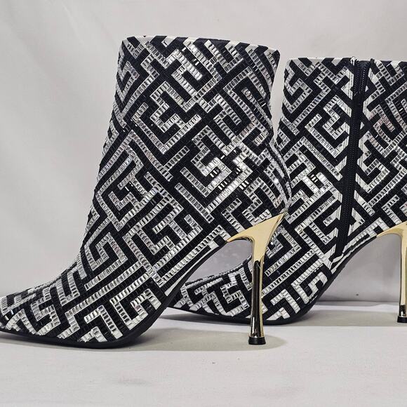 INC International Concepts Women's Stiletto Zip Booties Size 10 Black NWT - Picture 1 of 8